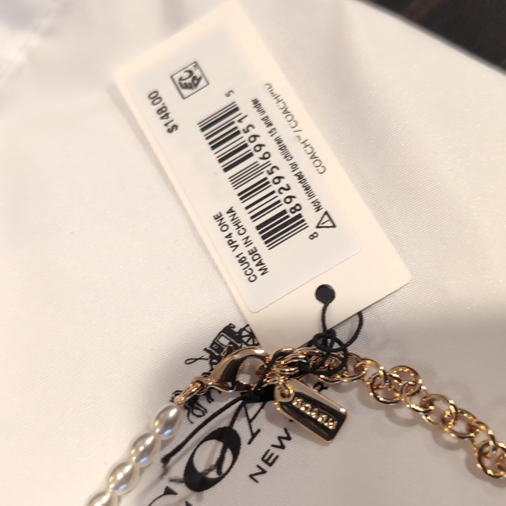 Coach Charms Pearl Cubic Zirconia Necklace + Dust Bag Nwt ❤️ - Picture 4 of 9